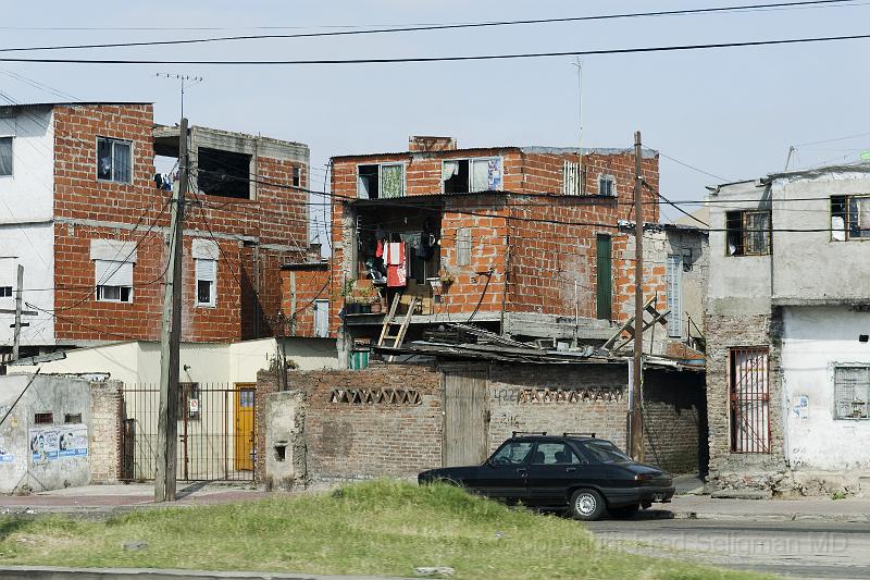 20071202_093034  D200 4000x2667.jpg - Slums outside Buenos Aires